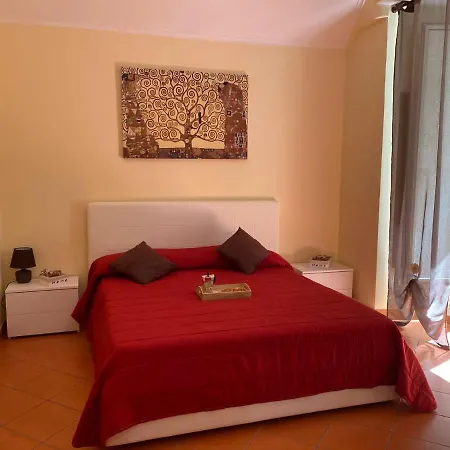 Home in love: vicoletto dei presepi-2